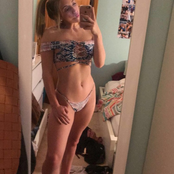 zaful off the shoulder lace up bikini - Picture 2 of 3